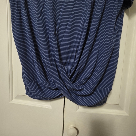 Eddie Bauer Short Sleeve Womens Shirt Size Large - Picture 2 of 7
